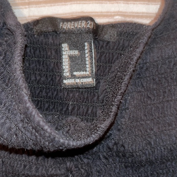 Cropped tank top - Picture 2 of 2